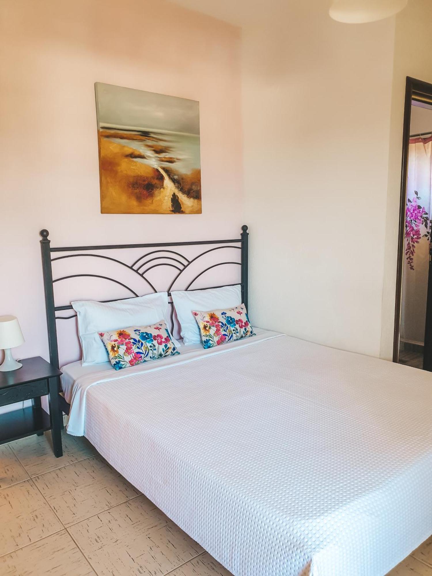 Aroma Studios And Apartments Vourvourou Luaran gambar